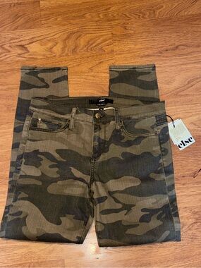 else Camouflage Skinny Jeans in Olive and Dark Green
